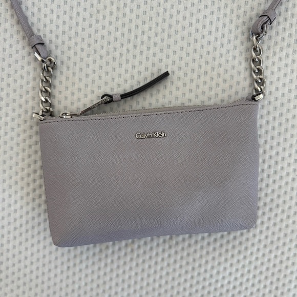 Calvin Klein Women's Saffiano Leather Small Shoulder Zip Bag - Lavender - Picture 3 of 9